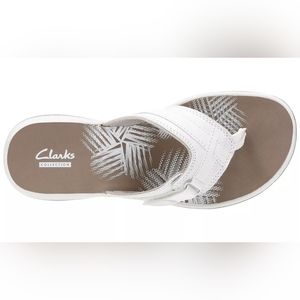 Clarks Cloudsteppers Breeze Sea Flip Flops